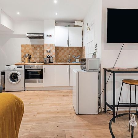 Beautiful Hyde Park Studio Flat Lägenhet London Exteriör bild