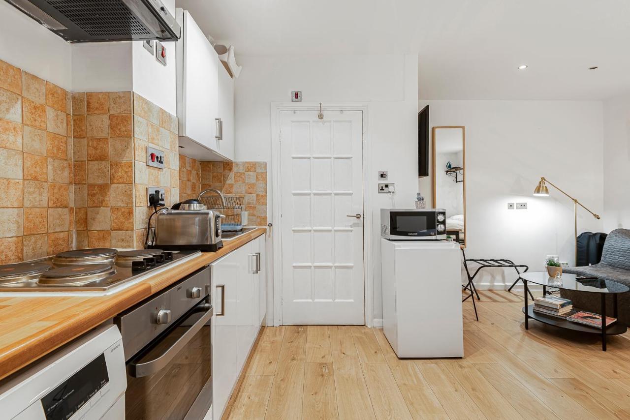 Beautiful Hyde Park Studio Flat Lägenhet London Exteriör bild
