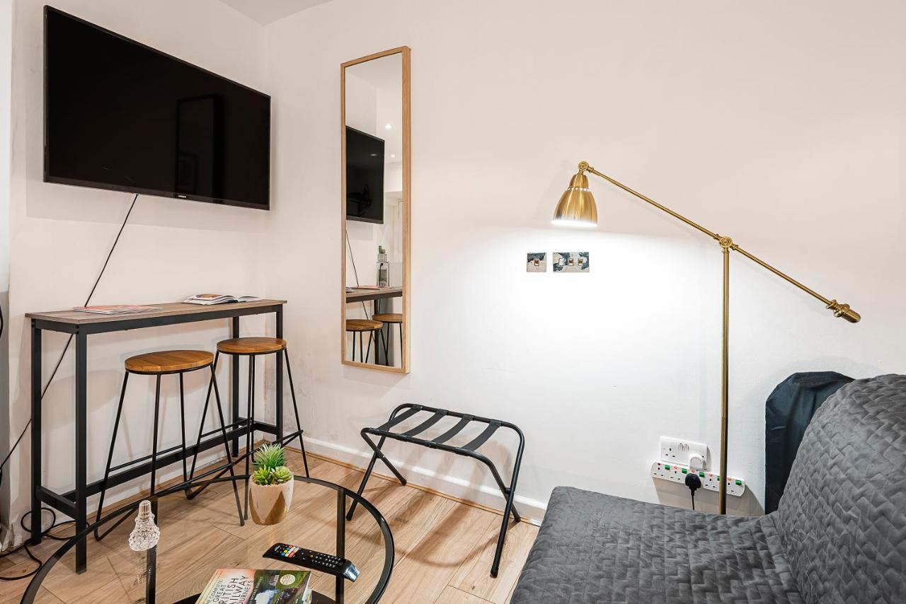 Beautiful Hyde Park Studio Flat Lägenhet London Exteriör bild